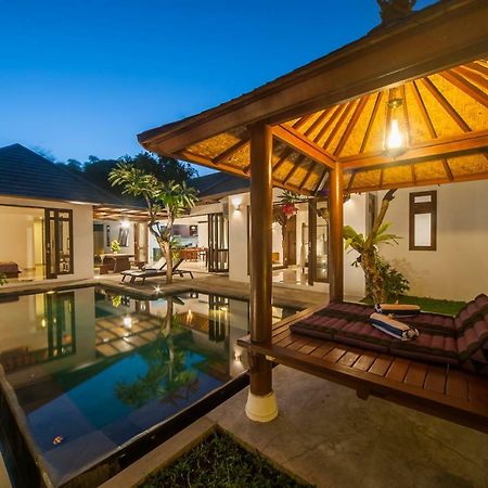 Turiya Villa Sanur Εξωτερικό φωτογραφία