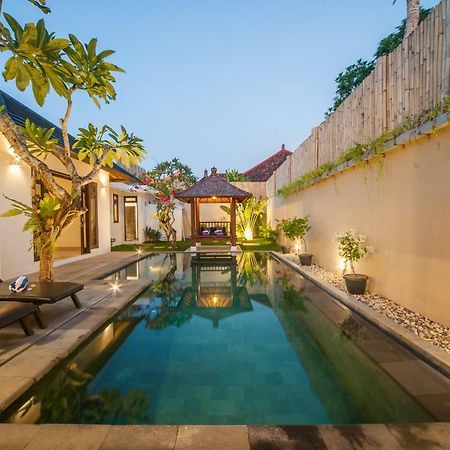 Turiya Villa Sanur Εξωτερικό φωτογραφία